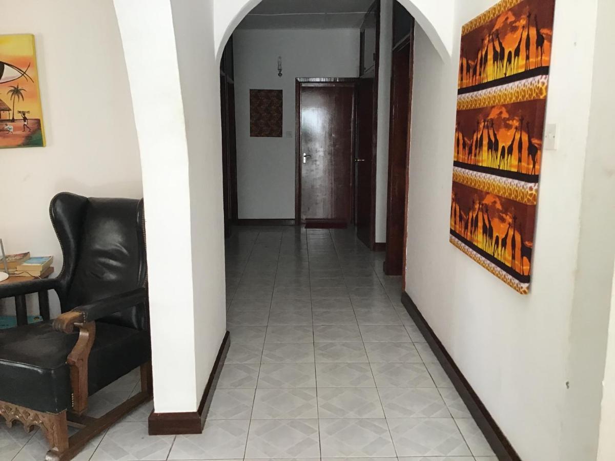 Anns Guesthouse Bakaugambia Dış mekan fotoğraf