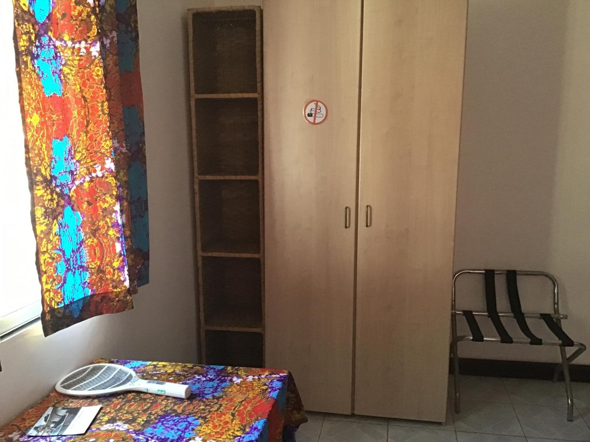 Anns Guesthouse Bakaugambia Dış mekan fotoğraf