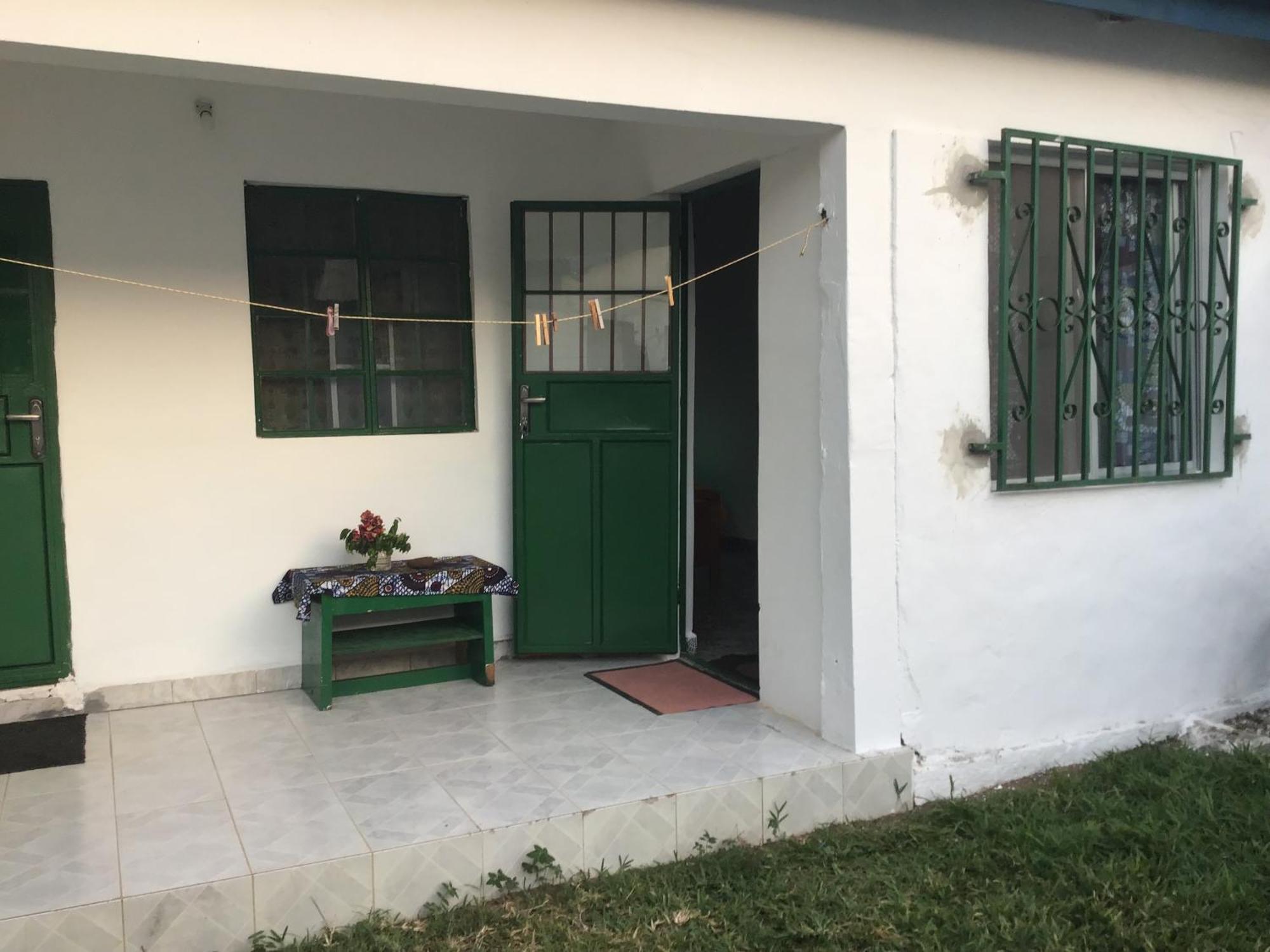 Anns Guesthouse Bakaugambia Dış mekan fotoğraf