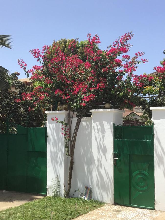 Anns Guesthouse Bakaugambia Dış mekan fotoğraf