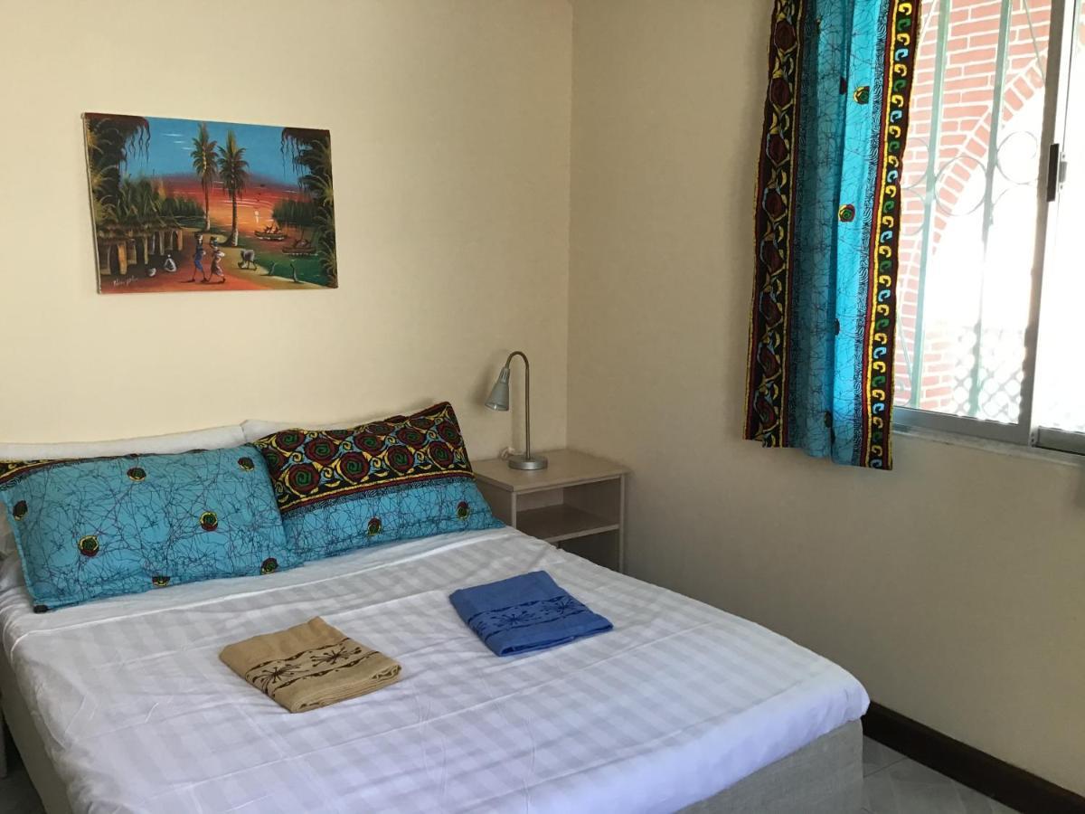 Anns Guesthouse Bakaugambia Dış mekan fotoğraf