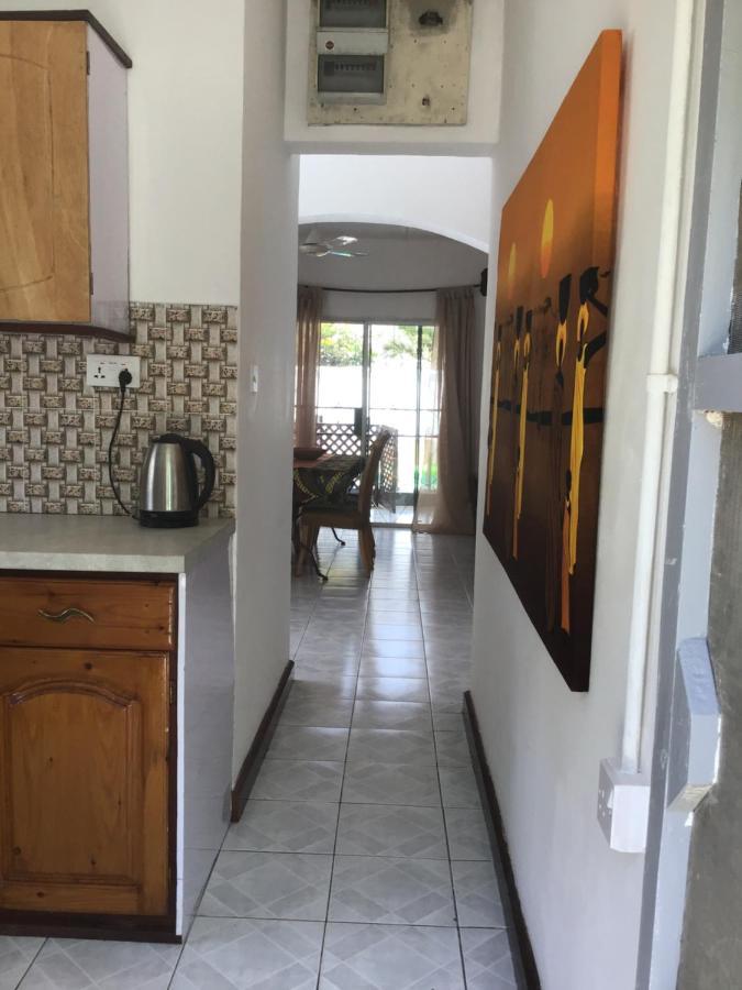 Anns Guesthouse Bakaugambia Dış mekan fotoğraf