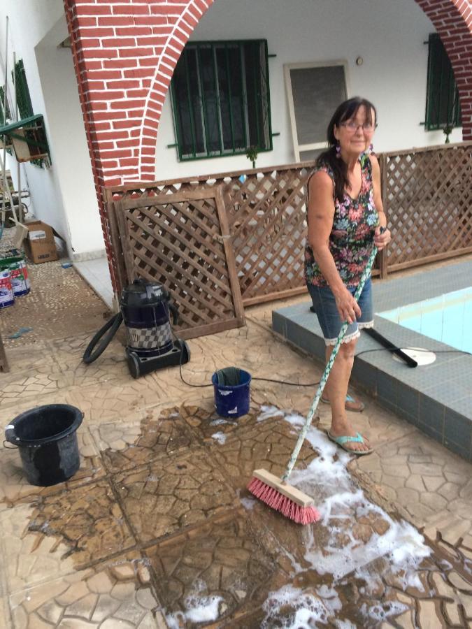 Anns Guesthouse Bakaugambia Dış mekan fotoğraf