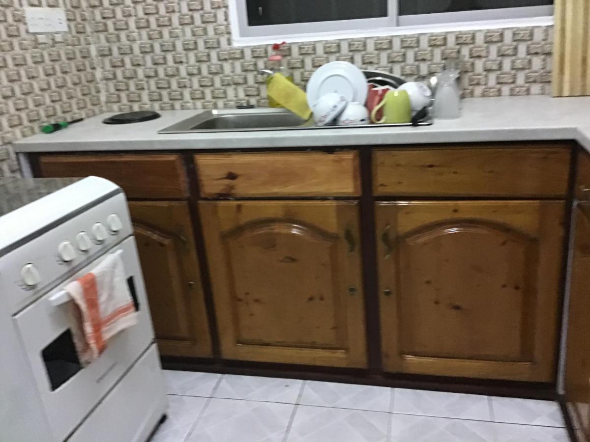Anns Guesthouse Bakaugambia Dış mekan fotoğraf